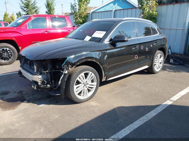 2018 AUDI Q5 WA1BNAFY8J2101512 Photo 1