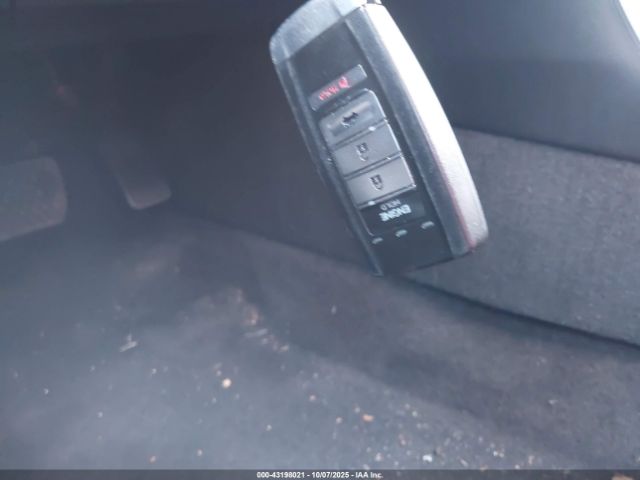 2019 ACURA TLX 19UUB3F88KA801512 Photo 10