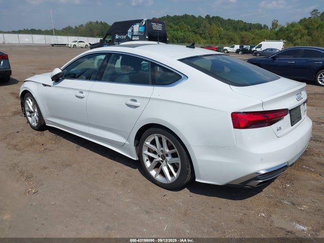 2024 AUDI A5 SPORTBACK WAUFACF50RA026789 Photo 2