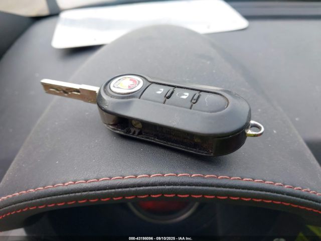 2013 FIAT 500C 3C3CFFJH4DT674457 Photo 10