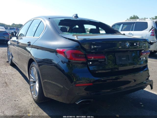 2021 BMW 530I WBA13BJ07MCF80244 Photo 2