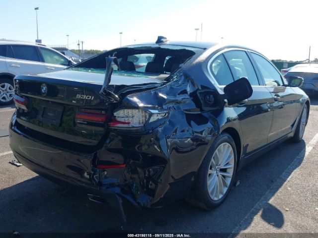 2021 BMW 530I WBA13BJ07MCF80244 Photo 3