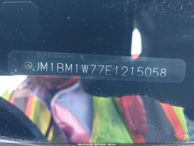 JM1BM1W77E1215058 Mazda pe