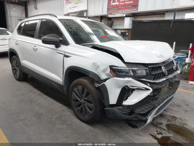 2022 VOLKSWAGEN TAOS 3VVDX7B21NM036077
