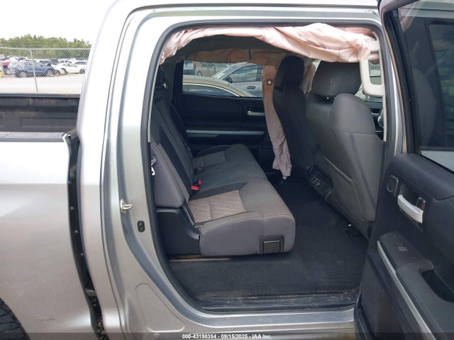 Toyota 1ur-fe 2014 5TFEM5F11EX077854 Image 8