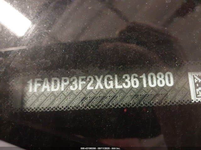 Ford Focus 2016 1FADP3F2XGL361080 Image 9
