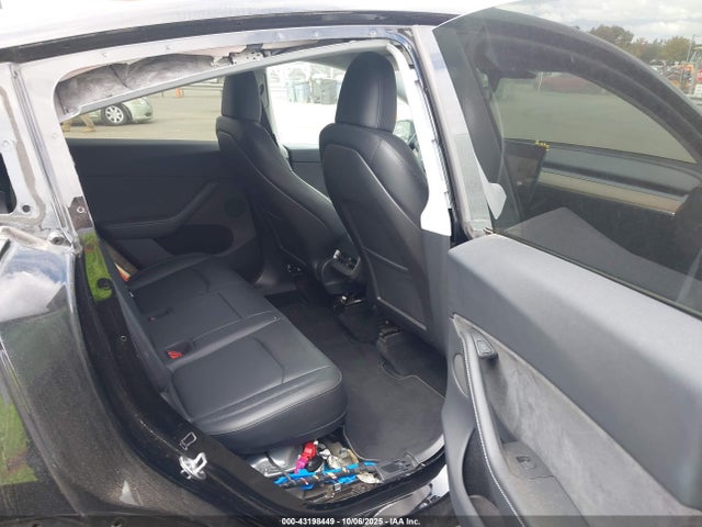 2023 TESLA MODEL Y 7SAYGDEEXPA127134 Photo 7