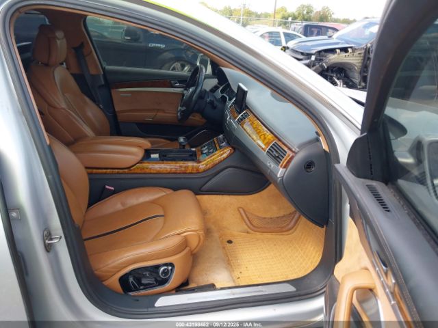 2011 AUDI A8 L WAURVAFD6BN006316 Photo 4