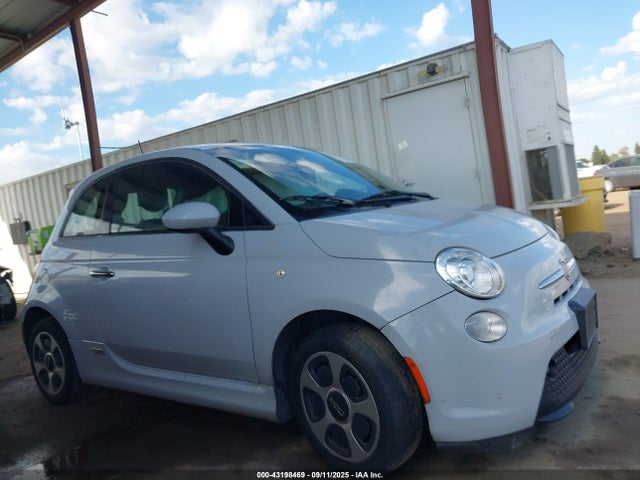 Fiat 500 2017 3C3CFFGEXHT530091 Image 13