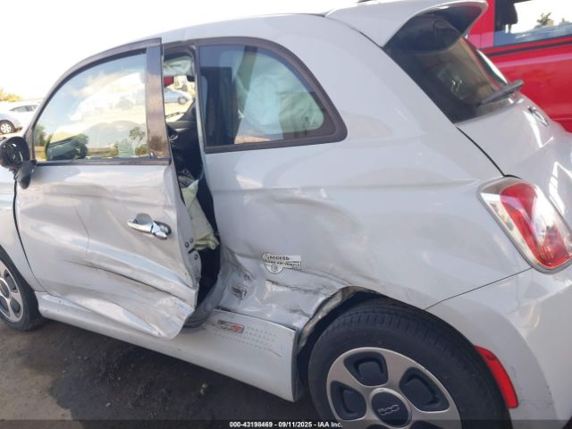 2017 FIAT 500E 3C3CFFGEXHT530091 Photo 5