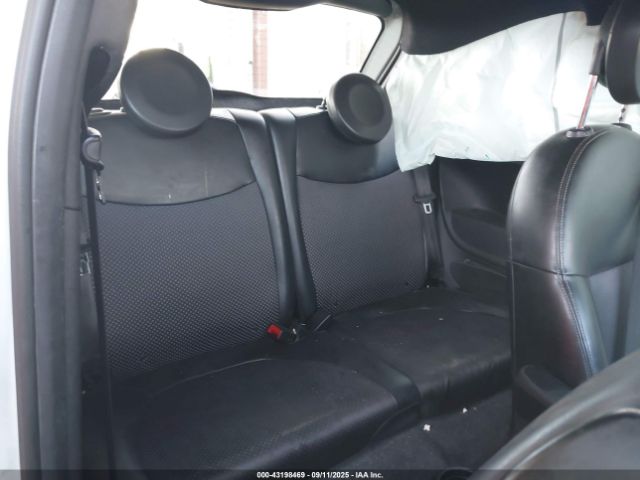 2017 FIAT 500E 3C3CFFGEXHT530091 Photo 7