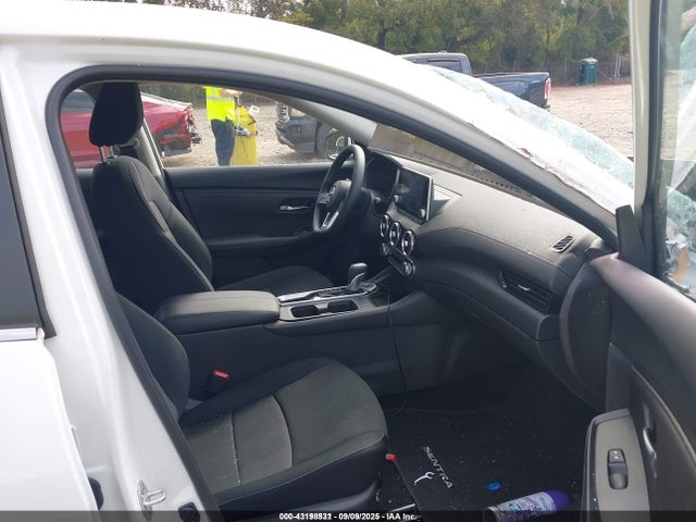 3N1AB8CVXSY336139 Nissan Sentra