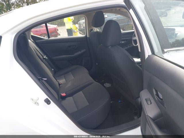 3N1AB8CVXSY336139 Nissan Sentra