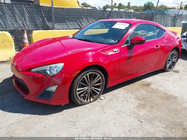 Scion 2014 2014 JF1ZNAA1XE8707756 Image 2