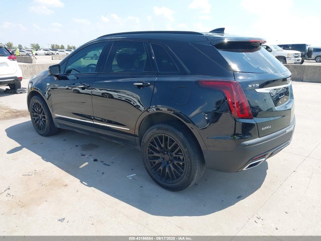 2020 CADILLAC XT5 1GYKNCRS8LZ114077 Photo 2