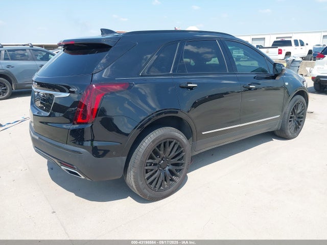 2020 CADILLAC XT5 1GYKNCRS8LZ114077 Photo 3