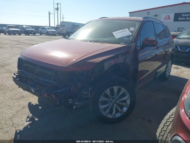 2018 VOLKSWAGEN TIGUAN 3VV3B7AX1JM025467 Photo 1