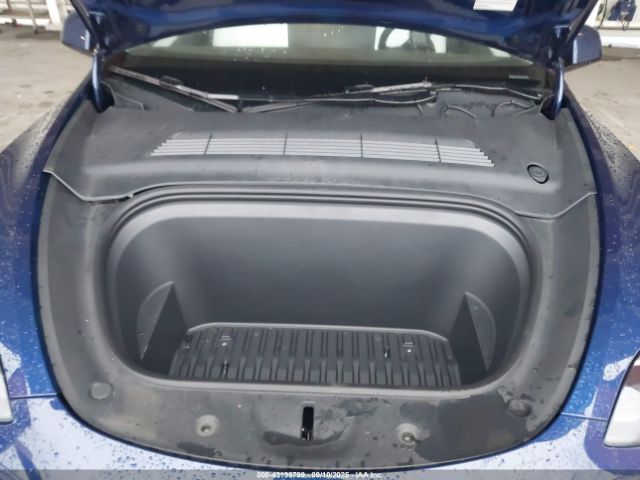 2024 TESLA MODEL Y 7SAYGDEE3RA268033 Photo 9