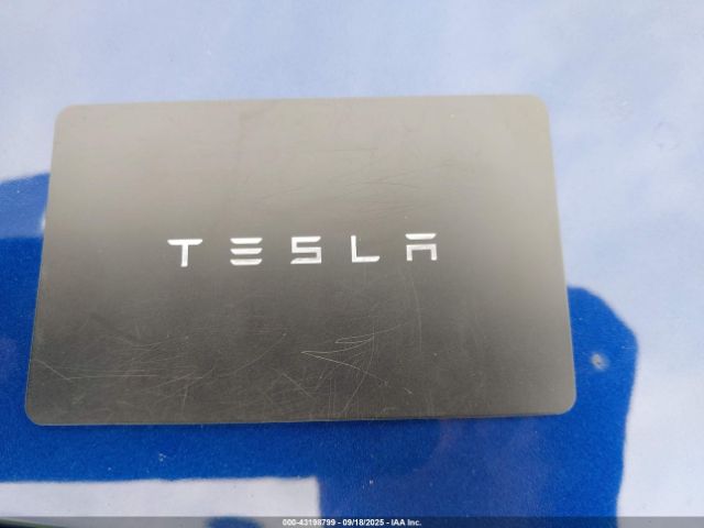 2024 TESLA MODEL Y 7SAYGDEE3RA268033 Photo 10
