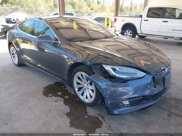 2016 TESLA MODEL S 5YJSA1E12GF160941 Photo 0