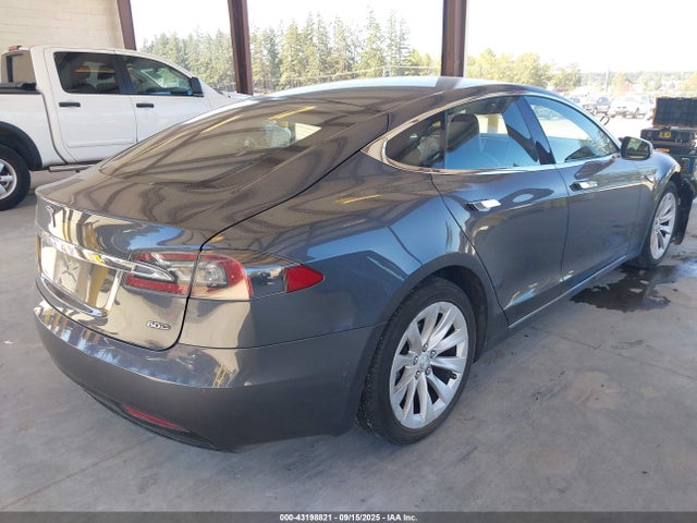 2016 TESLA MODEL S 5YJSA1E12GF160941 Photo 3