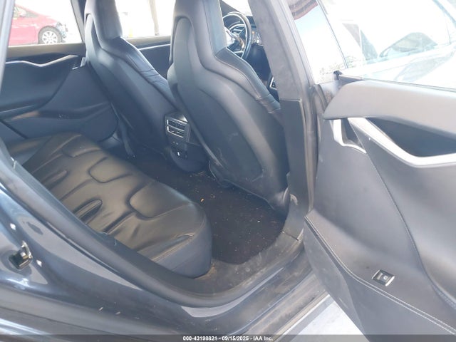 2016 TESLA MODEL S 5YJSA1E12GF160941 Photo 7