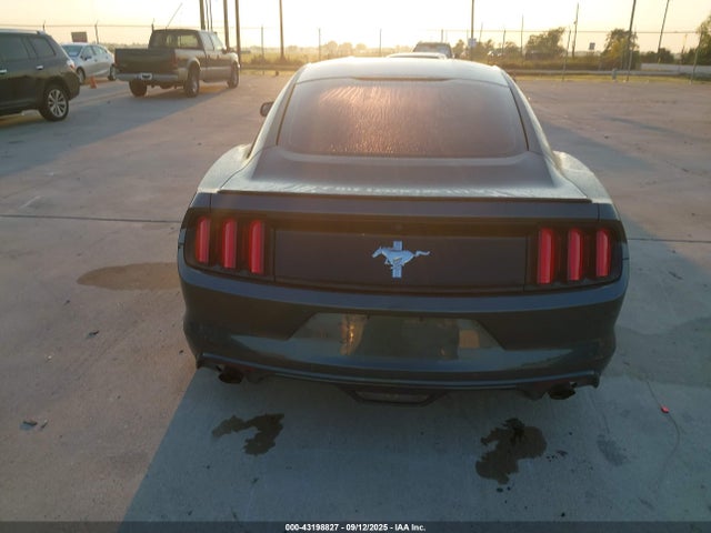 Ford Mustang V6 2016 1FA6P8AM5G5210084 Image 33