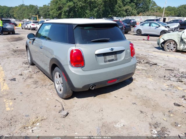 2015 MINI HARDTOP WMWXM5C59F3B34617 Photo 2