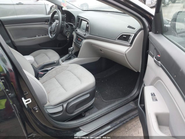 KMHD84LF2HU067250 Hyundai Elantra