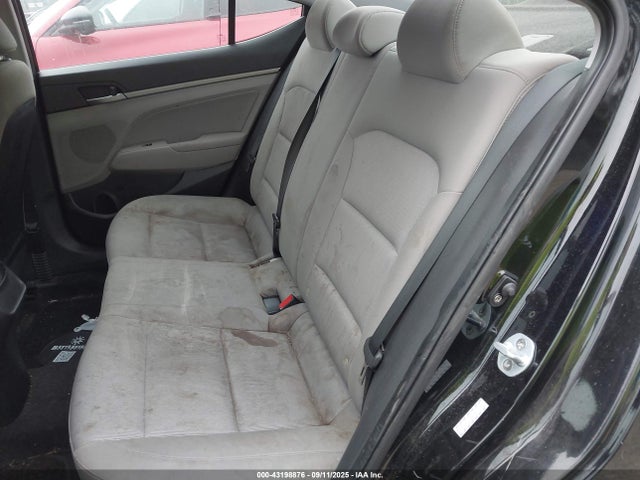 KMHD84LF2HU067250 Hyundai Elantra