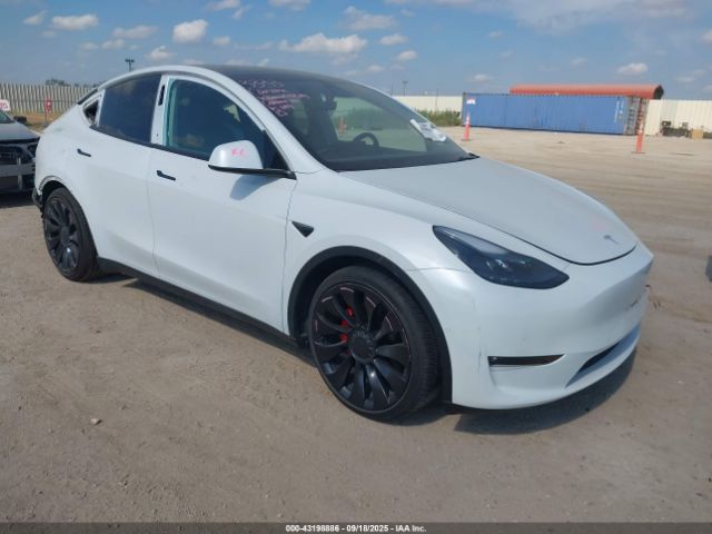 2022 TESLA MODEL Y 7SAYGDEF4NF452094 Photo 0