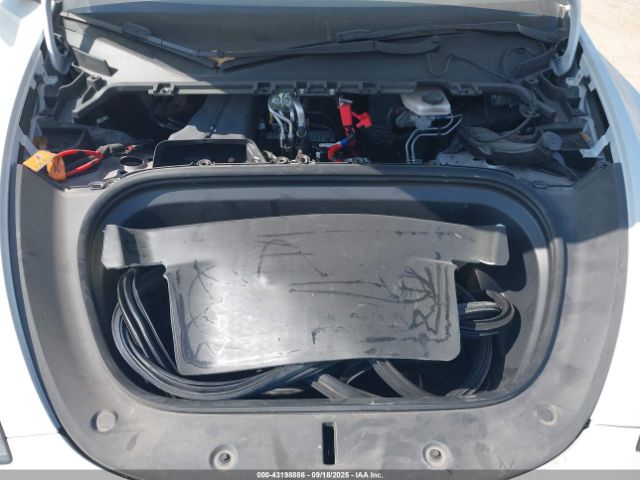 2022 TESLA MODEL Y 7SAYGDEF4NF452094 Photo 9