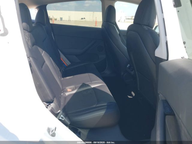 2022 TESLA MODEL Y 7SAYGDEF4NF452094 Photo 7
