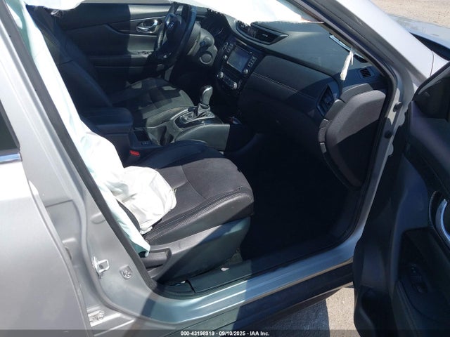 Nissan Rogue 2017 5N1AT2MV0HC753627 Image 5