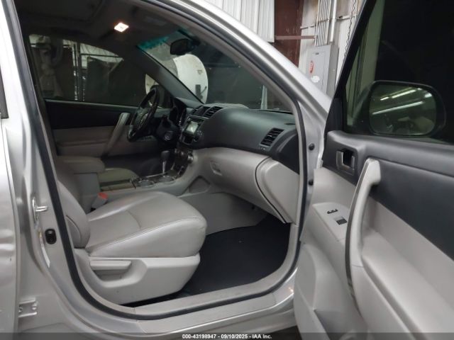 2013 TOYOTA HIGHLANDER 5TDZK3EH5DS094834 Photo 4