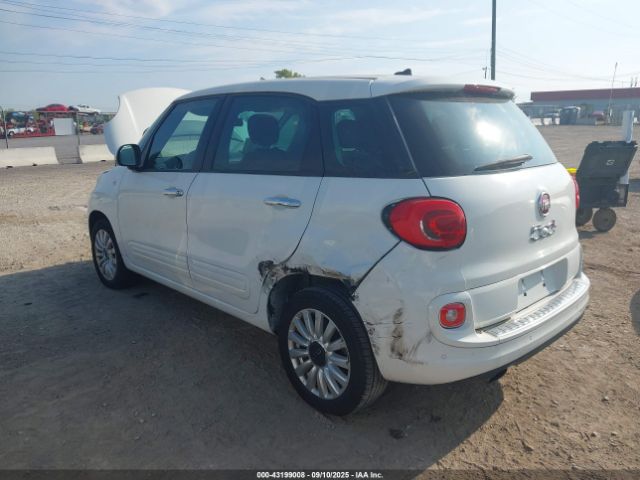 2015 FIAT 500L ZFBCFABH5FZ031305 Photo 2