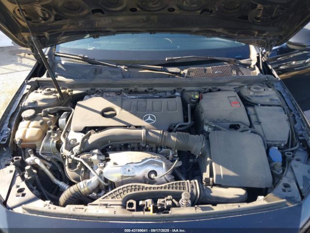 2019 MERCEDES-BENZ A 220 WDD3G4EB7KW017295 Photo 9