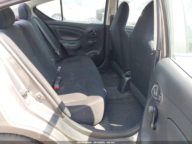 3N1CN7AP8EL811187 Nissan Versa