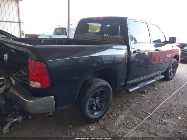 1C6RR7KMXFS586944 RAM 1500 Tradesman