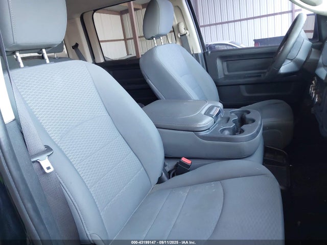 1C6RR7KMXFS586944 RAM 1500 Tradesman