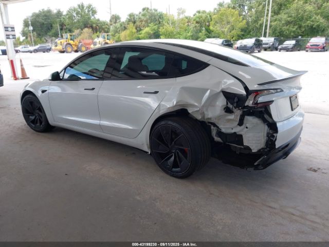 2025 TESLA MODEL 3 5YJ3E1ET5SF028436 Photo 2