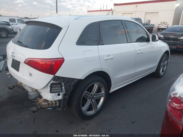 2011 AUDI Q5 WA1WKAFPXBA062673 Photo 3