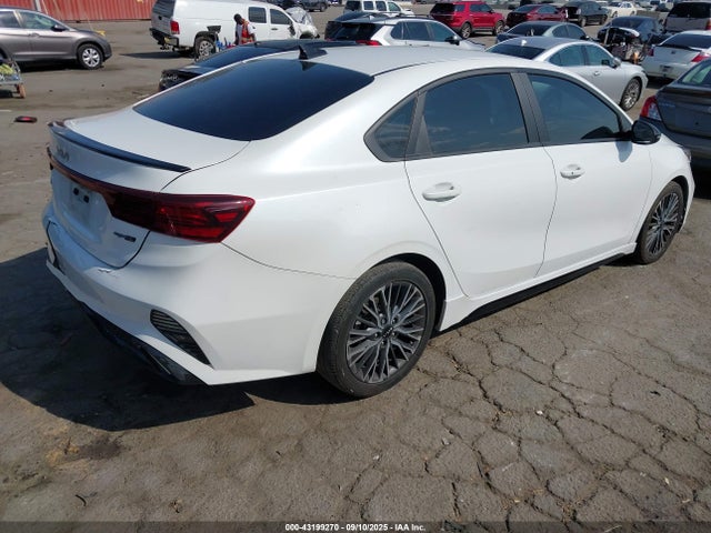 2023 KIA FORTE 3KPF54AD4PE547844 Photo 3