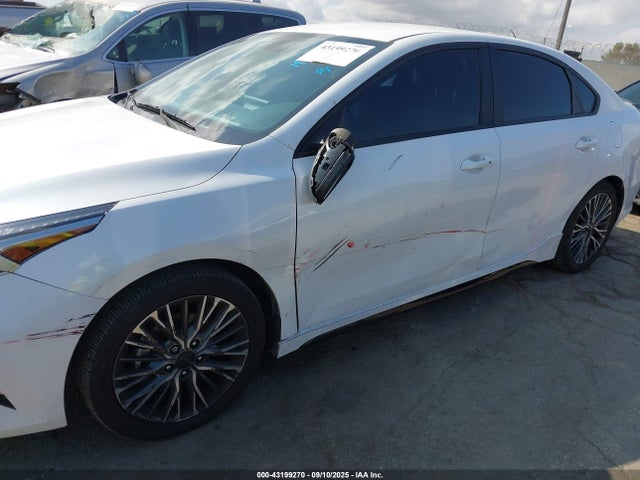 2023 KIA FORTE 3KPF54AD4PE547844 Photo 5
