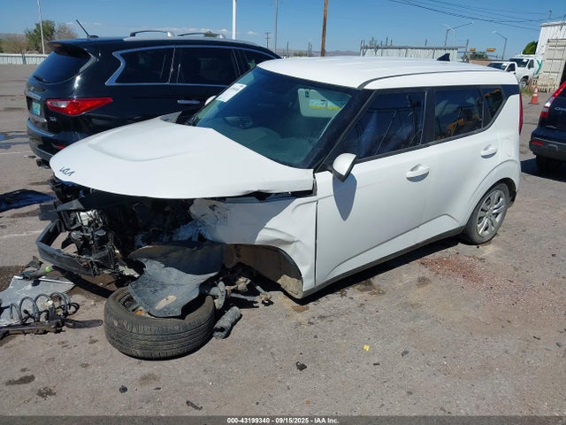 KNDJ23AU1N7168827 KIA SOUL LX