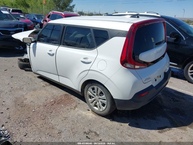 KNDJ23AU1N7168827 KIA SOUL LX