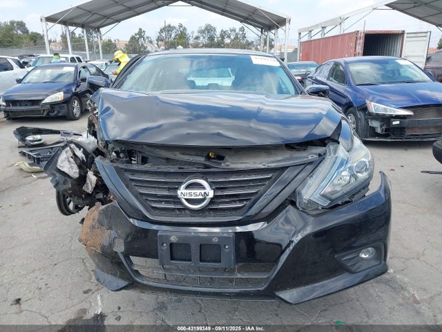 1N4AL3AP4JC470823 Nissan 2018
