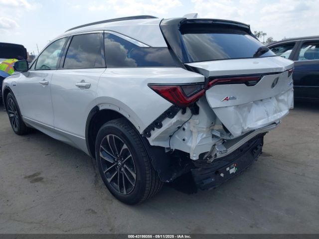 2024 ACURA ZDX 4W5KHNRL4RZ518345 Photo 2