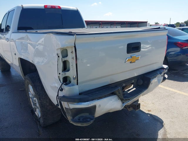 Chevrolet lml 2015 1GC1CVE85FF649953 Image 18