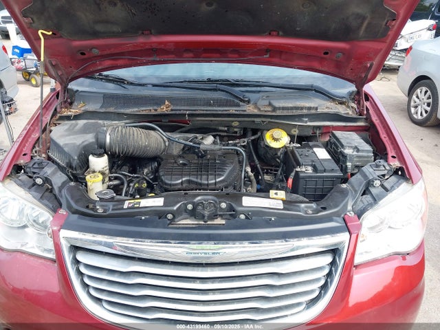 2C4RC1BG4ER131508 Chrysler Town and Country